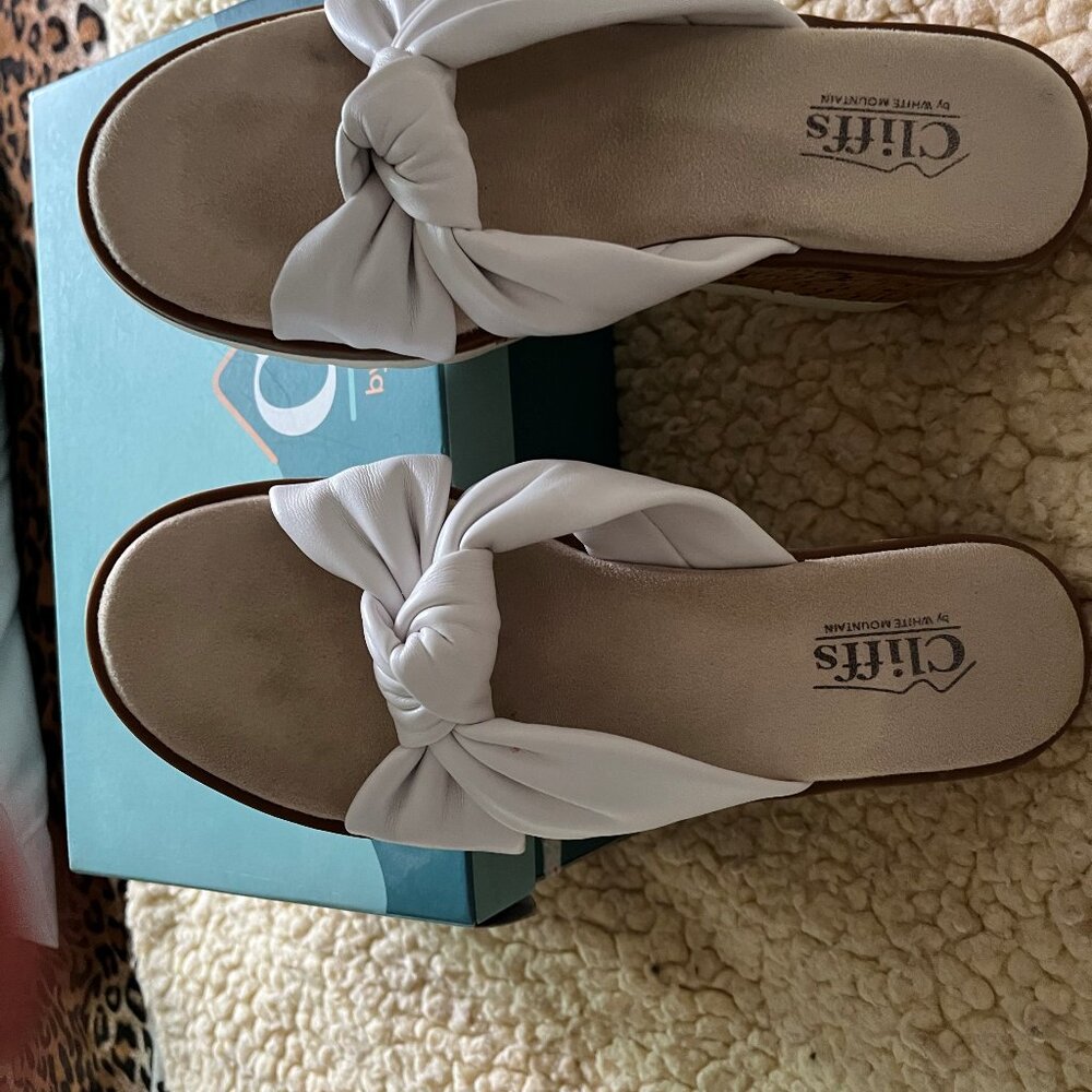 Women's Cliff white leather wedges with cork sides - Size 8 - gently worn